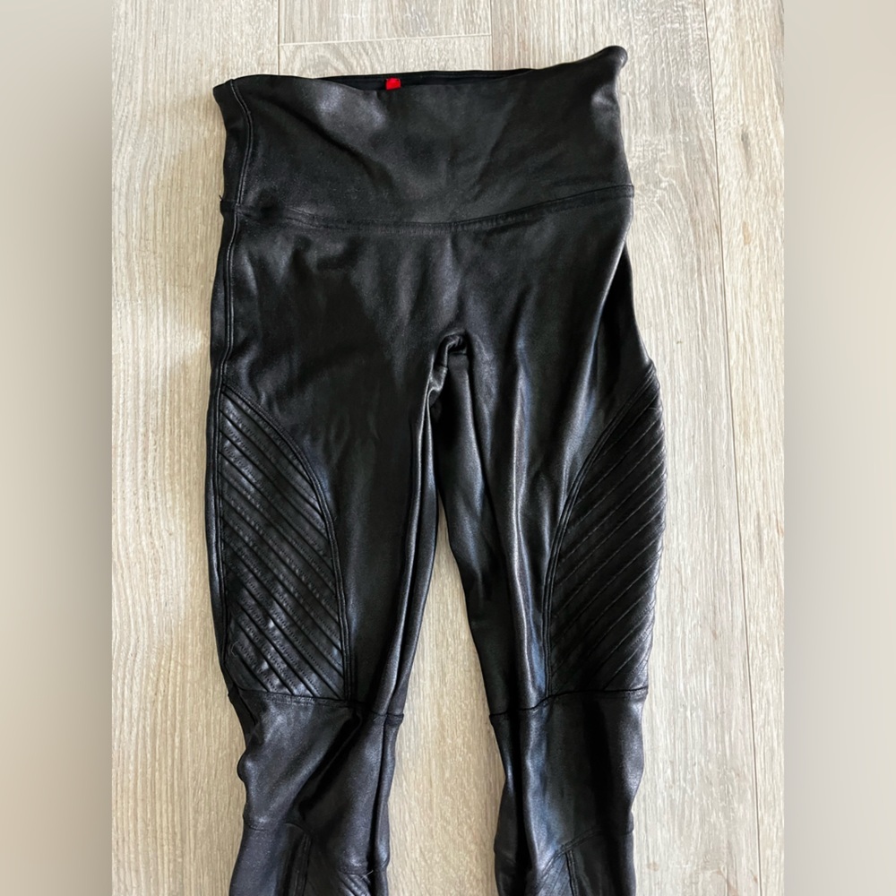 SPANX Women’s Moto Faux Leather Leggings Very Black - Size Small - Picture 3 of 7